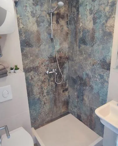 게스트하우스 Lucky 마카르스카