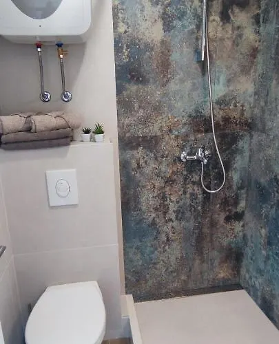 Lucky 게스트하우스 마카르스카