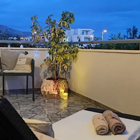 Lucky Guest house 3*