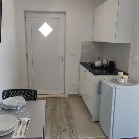 Lucky Guest house